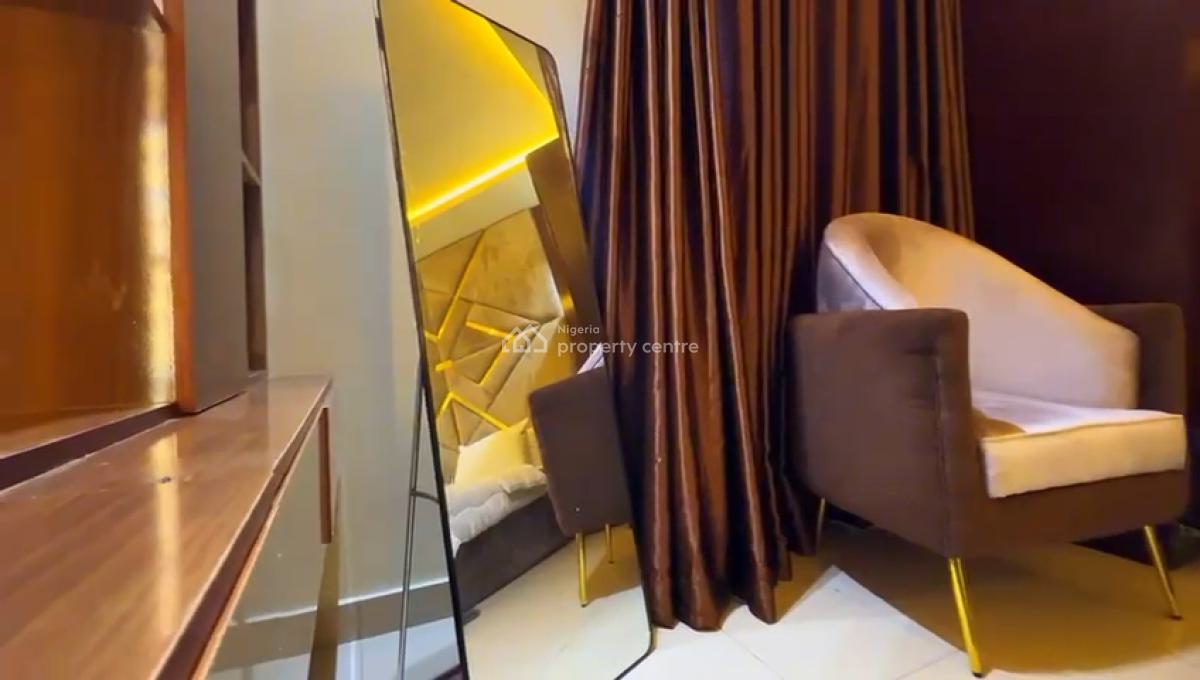 1 Unit of Beautiful 3 Bedroom Apartment with  Ps5, Cadogan Place Estate, Osapa London, Osapa, Lekki, Lagos, Flat / Apartment Short Let