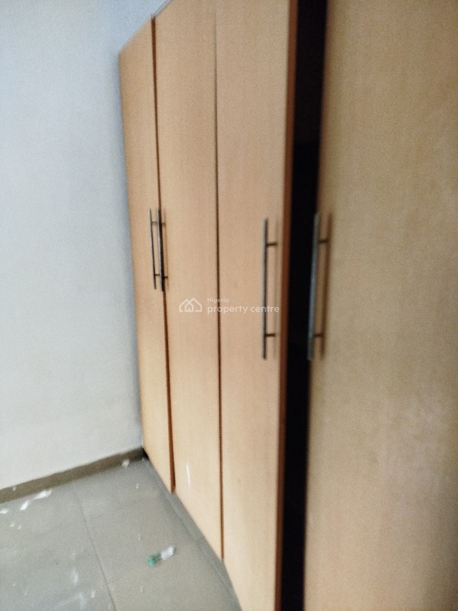 3 Bedroom Apartment Downstairs, Ado Road, Ajah, Lagos, Flat / Apartment for Rent
