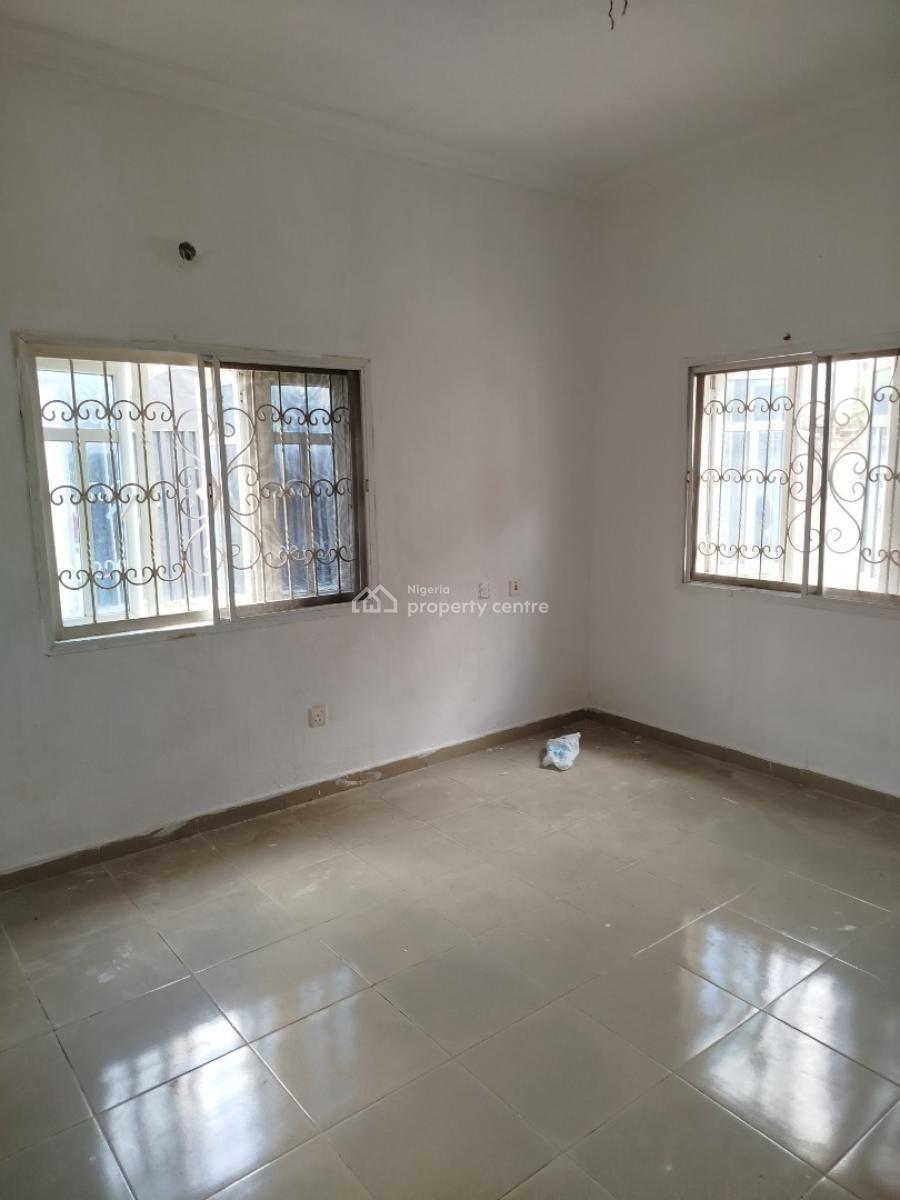 3 Bedroom Apartment Downstairs, Ado Road, Ajah, Lagos, Flat / Apartment for Rent