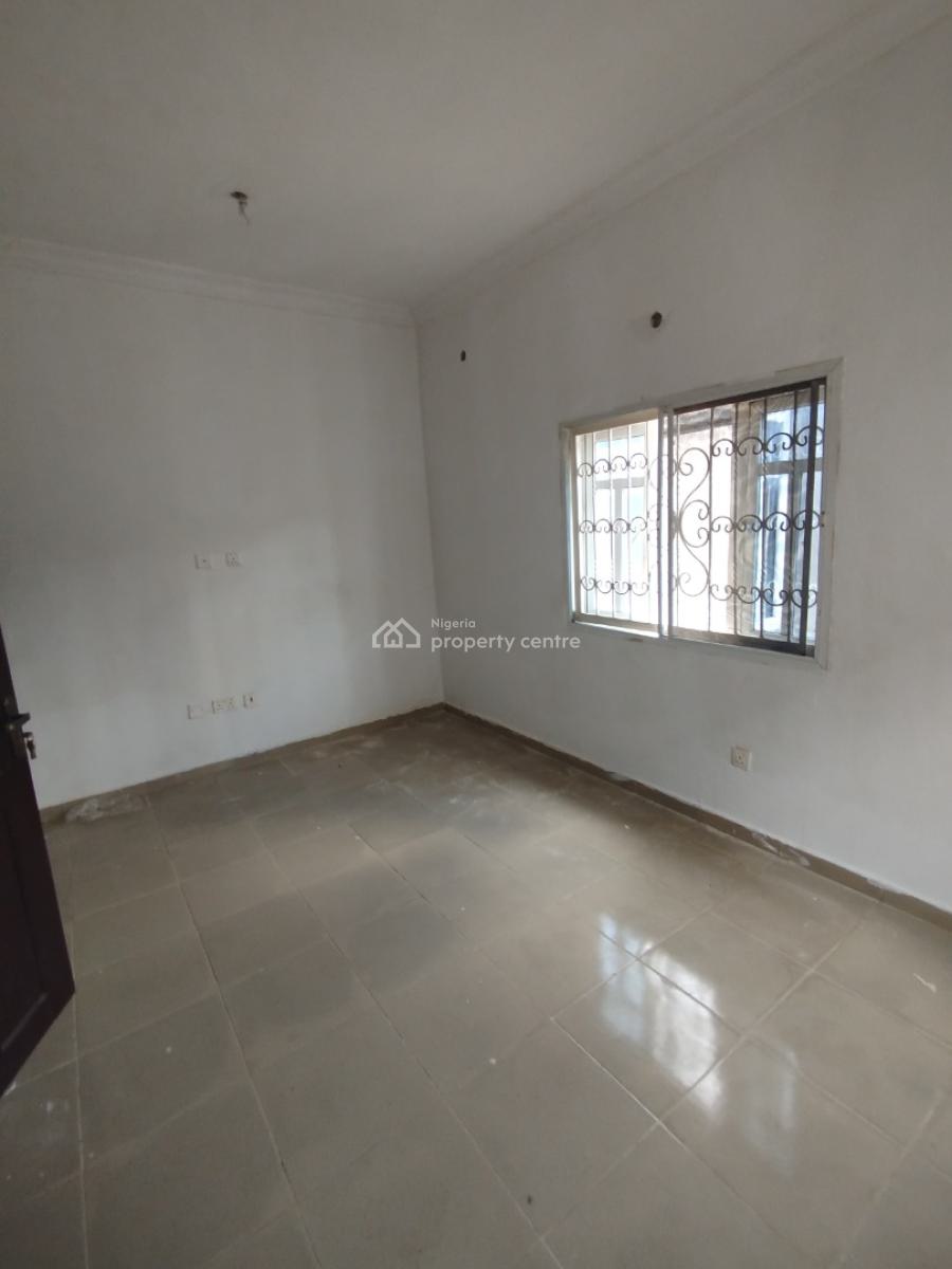 3 Bedroom Apartment Downstairs, Ado Road, Ajah, Lagos, Flat / Apartment for Rent