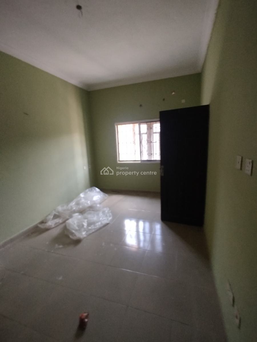 3 Bedroom Apartment Downstairs, Ado Road, Ajah, Lagos, Flat / Apartment for Rent