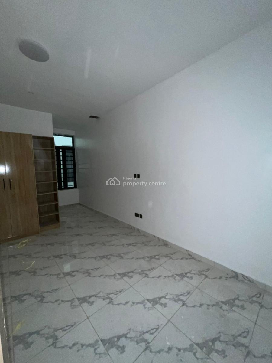 2 Bedroom Apartment, Second Toll Gate, Lekki, Lagos, Block of Flats for Sale