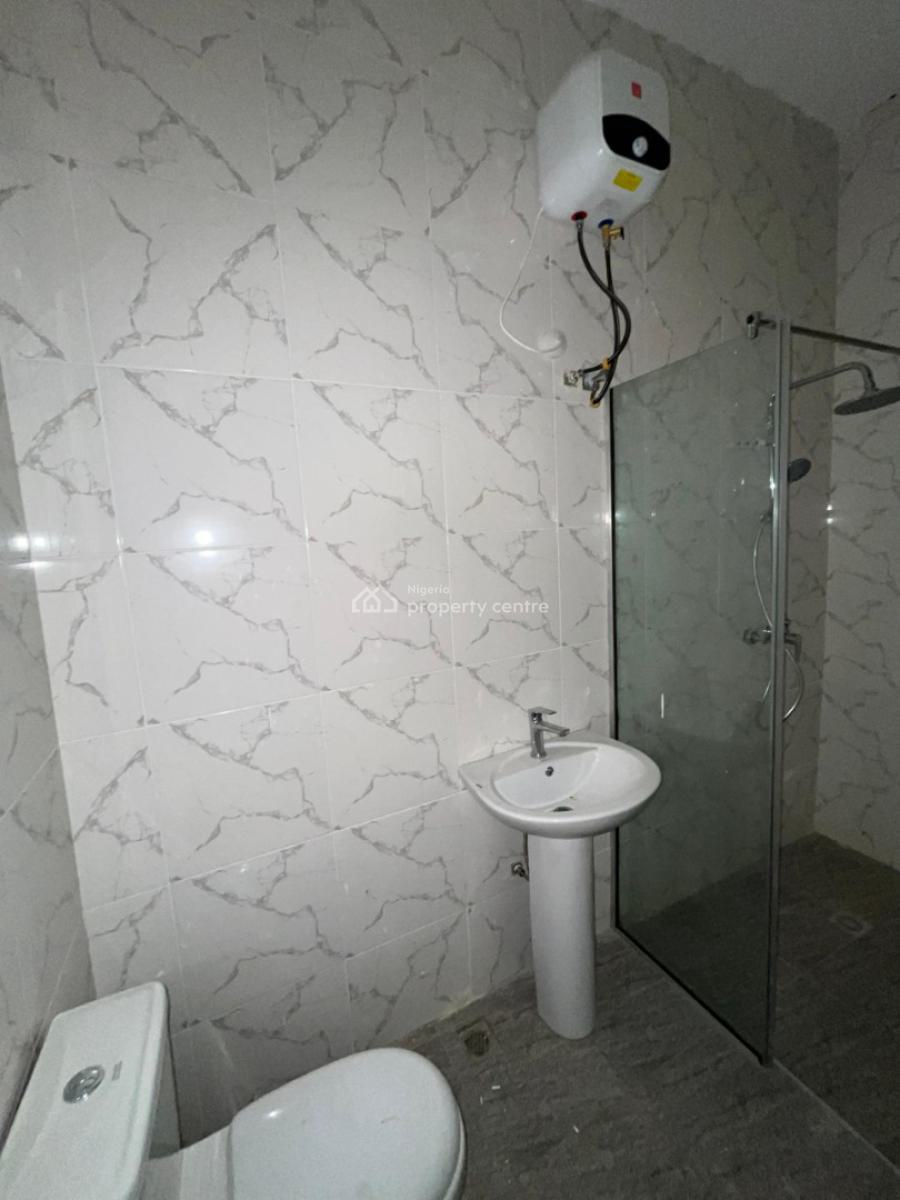 2 Bedroom Apartment, Second Toll Gate, Lekki, Lagos, Block of Flats for Sale