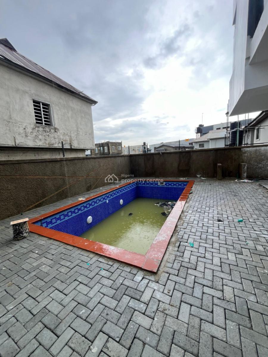 2 Bedroom Apartment, Second Toll Gate, Lekki, Lagos, Block of Flats for Sale