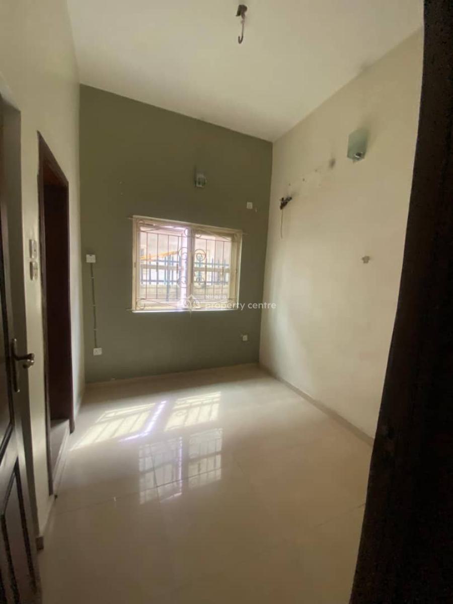 4 Bedroom Semi-detached Duplex, Off Adelabu, Adelabu, Surulere, Lagos, Semi-detached Duplex for Rent
