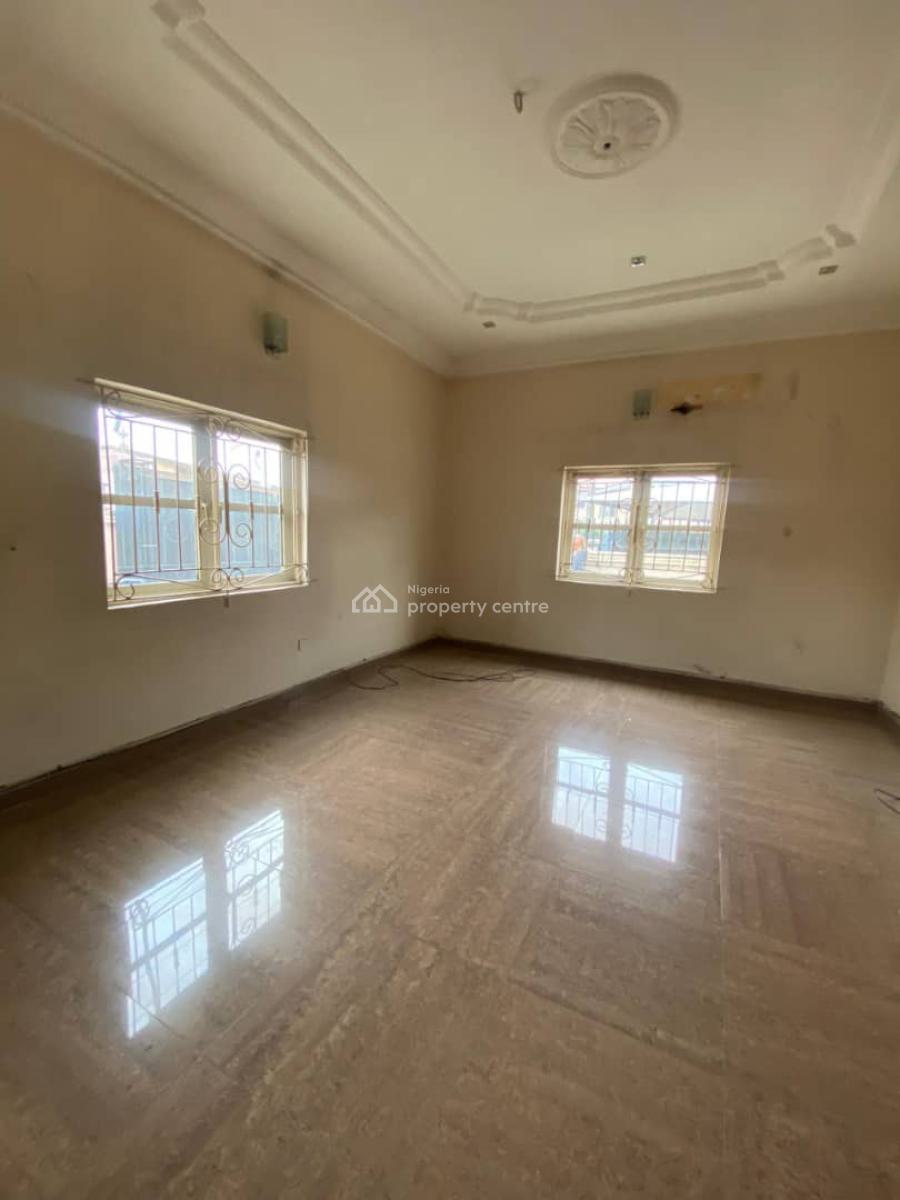 4 Bedroom Semi-detached Duplex, Off Adelabu, Adelabu, Surulere, Lagos, Semi-detached Duplex for Rent