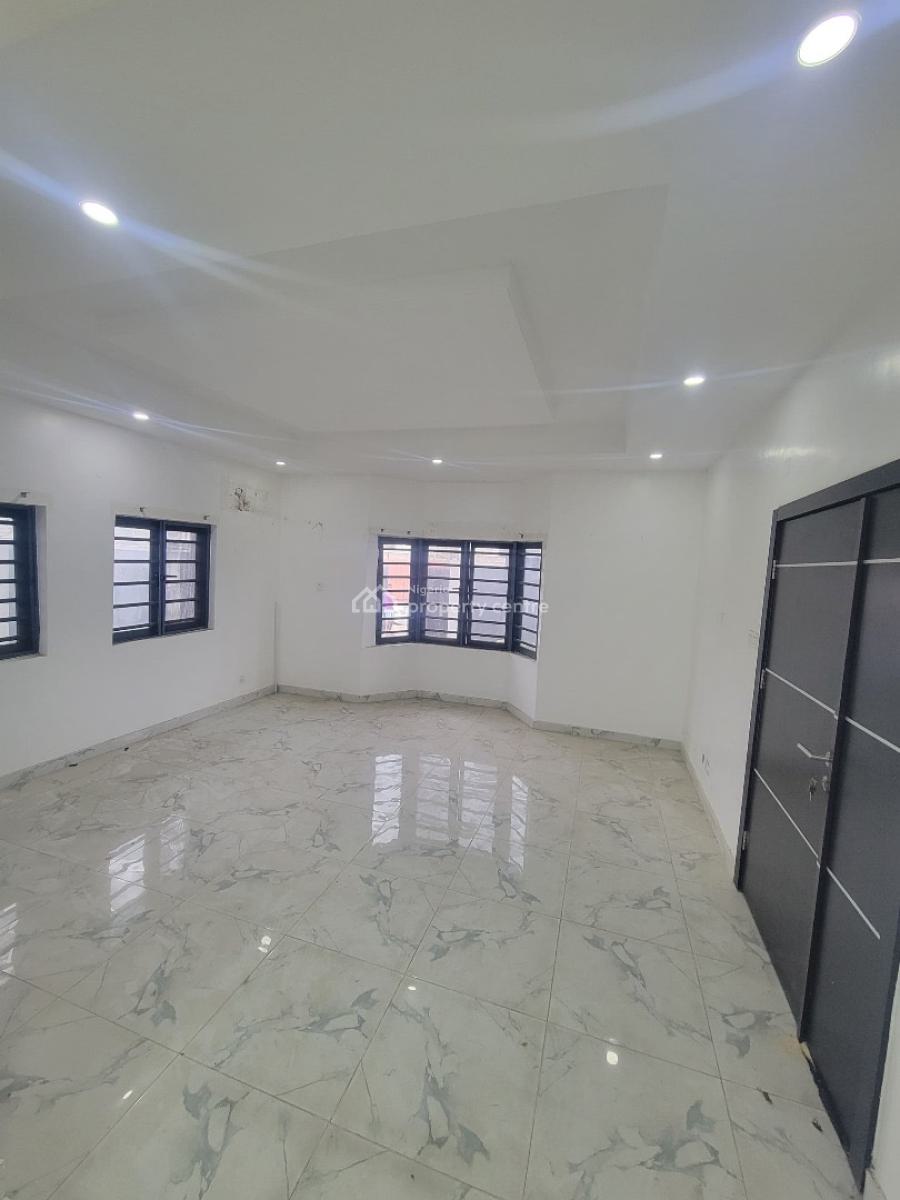Luxury 2 Bedroom Apartment, Lekki Phase 1, Lekki, Lagos, Flat / Apartment for Rent