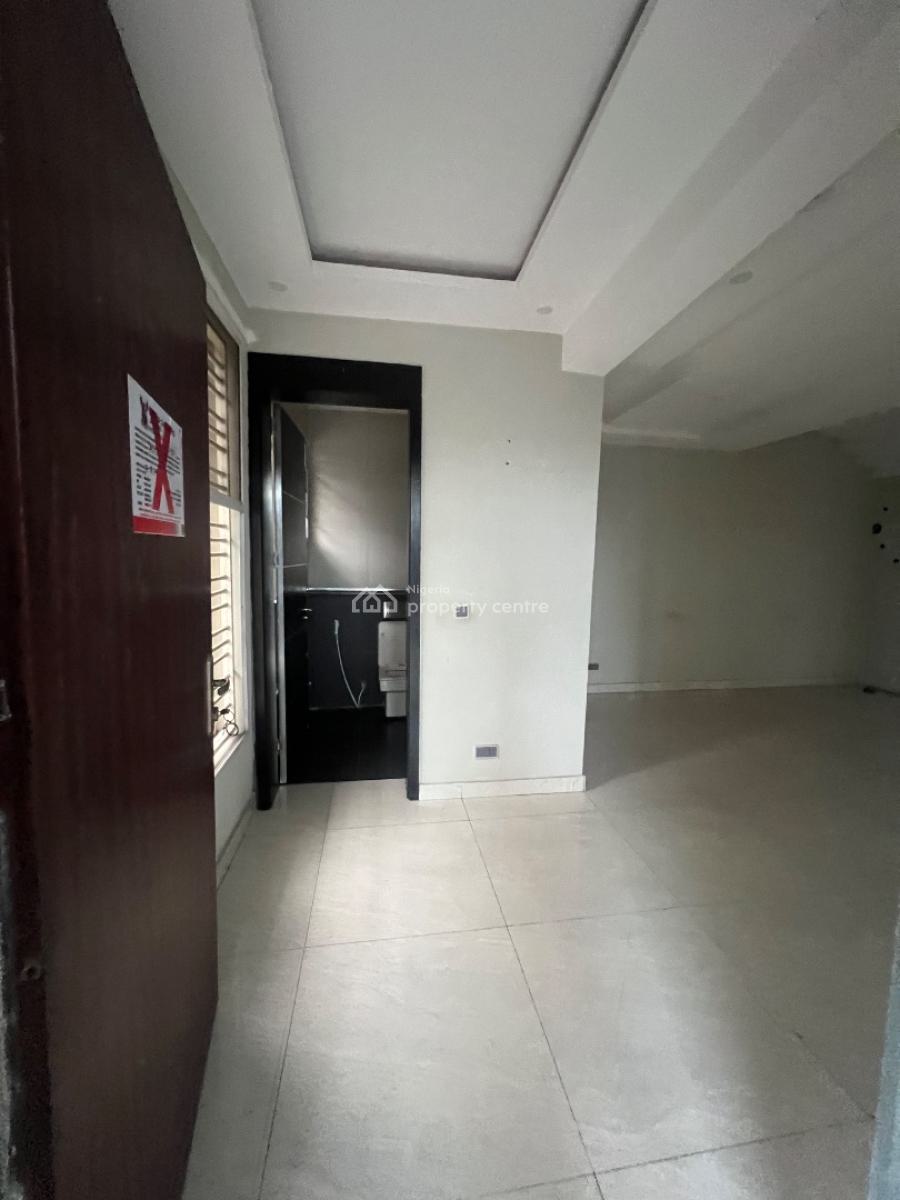 Well Maintained 5 Bedroom Semi Detached, Osapa London, Osapa, Lekki, Lagos, Semi-detached Duplex for Sale