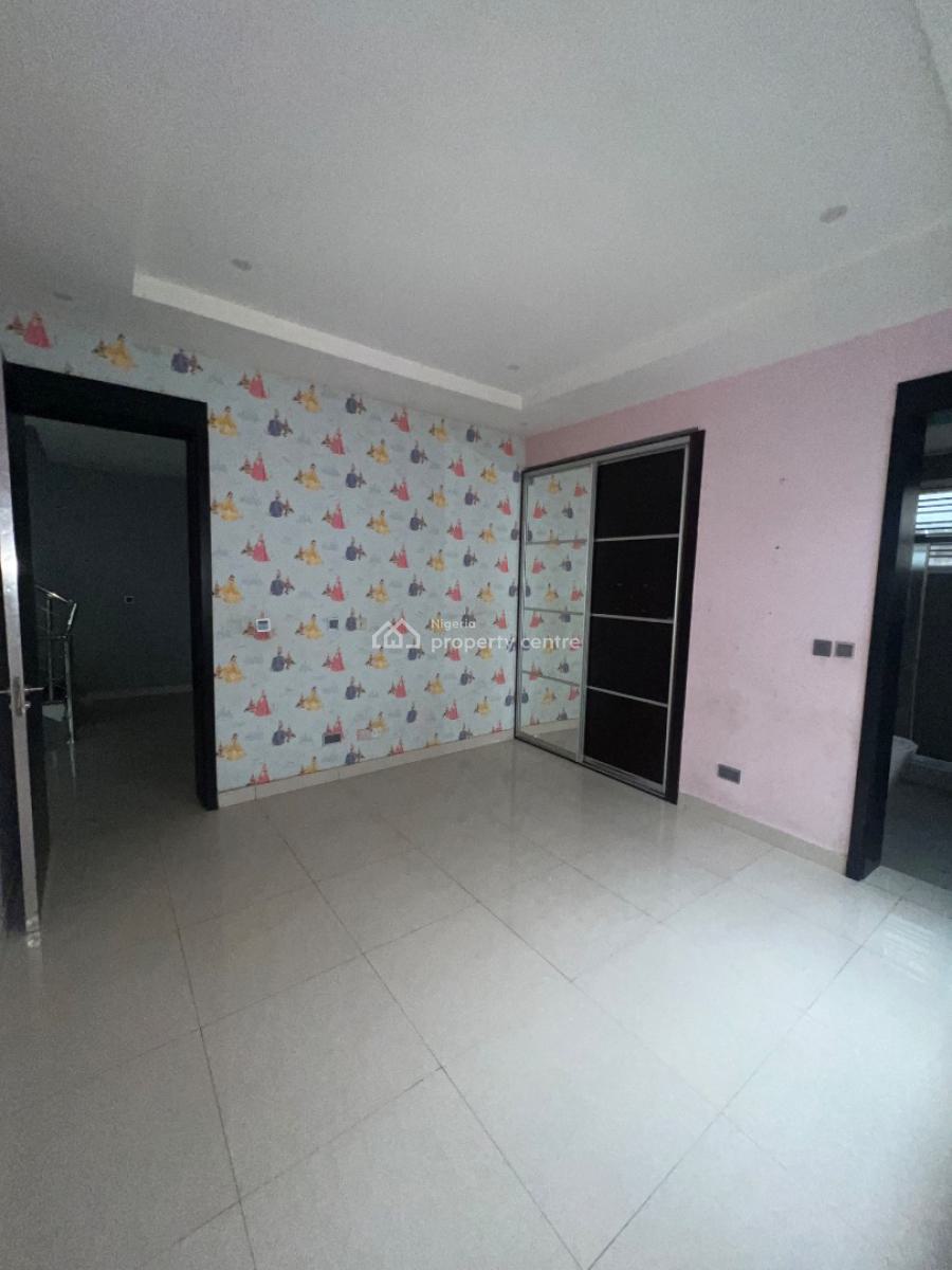 Well Maintained 5 Bedroom Semi Detached, Osapa London, Osapa, Lekki, Lagos, Semi-detached Duplex for Sale