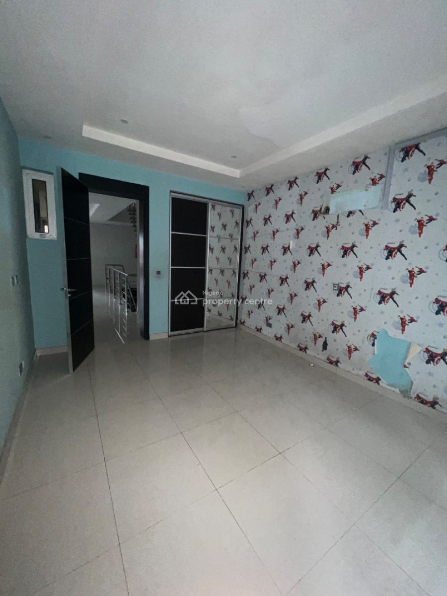 Well Maintained 5 Bedroom Semi Detached, Osapa London, Osapa, Lekki, Lagos, Semi-detached Duplex for Sale