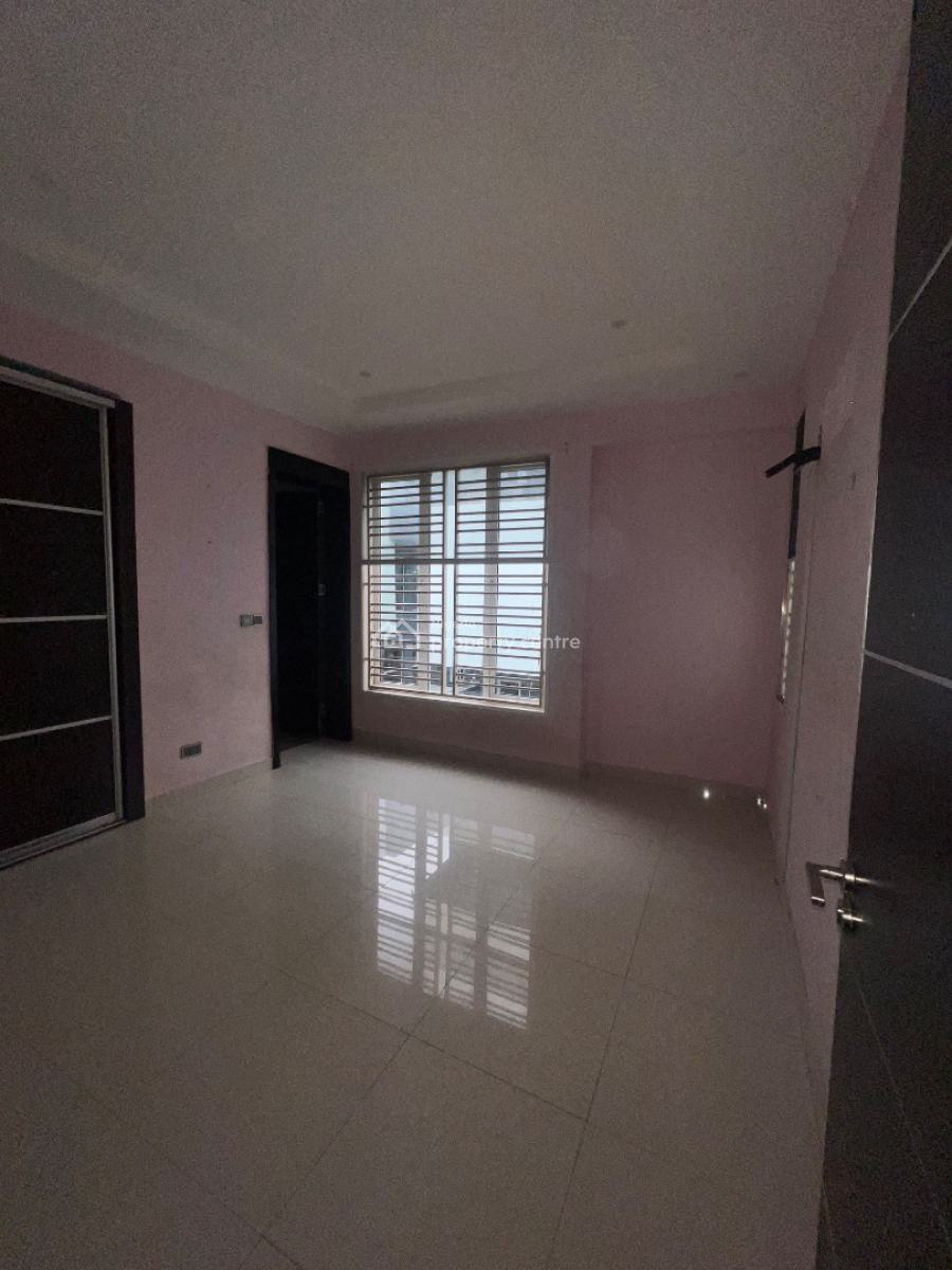 Well Maintained 5 Bedroom Semi Detached, Osapa London, Osapa, Lekki, Lagos, Semi-detached Duplex for Sale