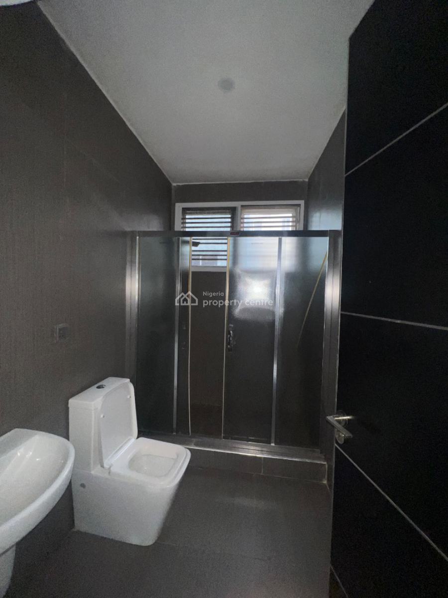 Well Maintained 5 Bedroom Semi Detached, Osapa London, Osapa, Lekki, Lagos, Semi-detached Duplex for Sale