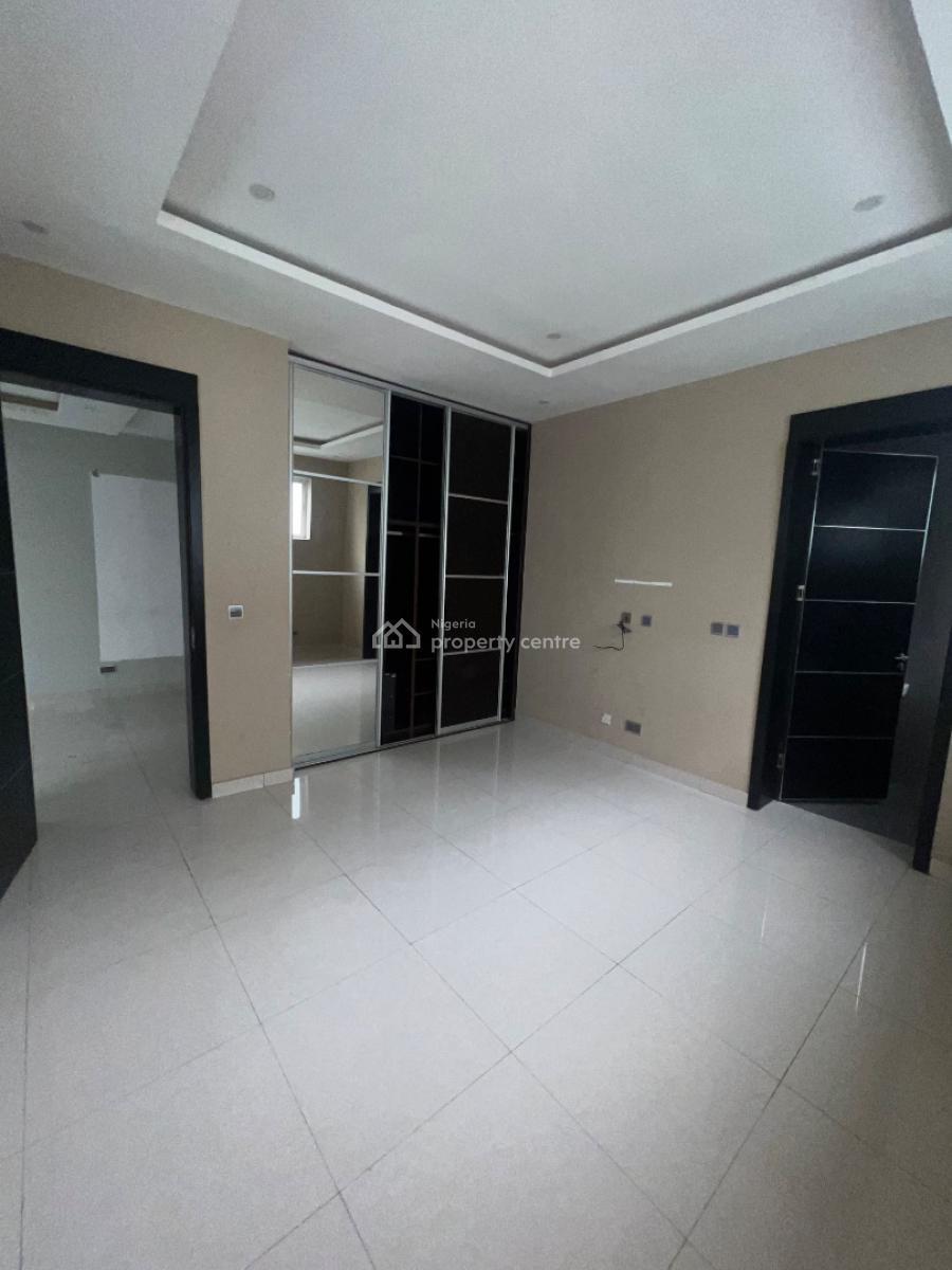 Well Maintained 5 Bedroom Semi Detached, Osapa London, Osapa, Lekki, Lagos, Semi-detached Duplex for Sale