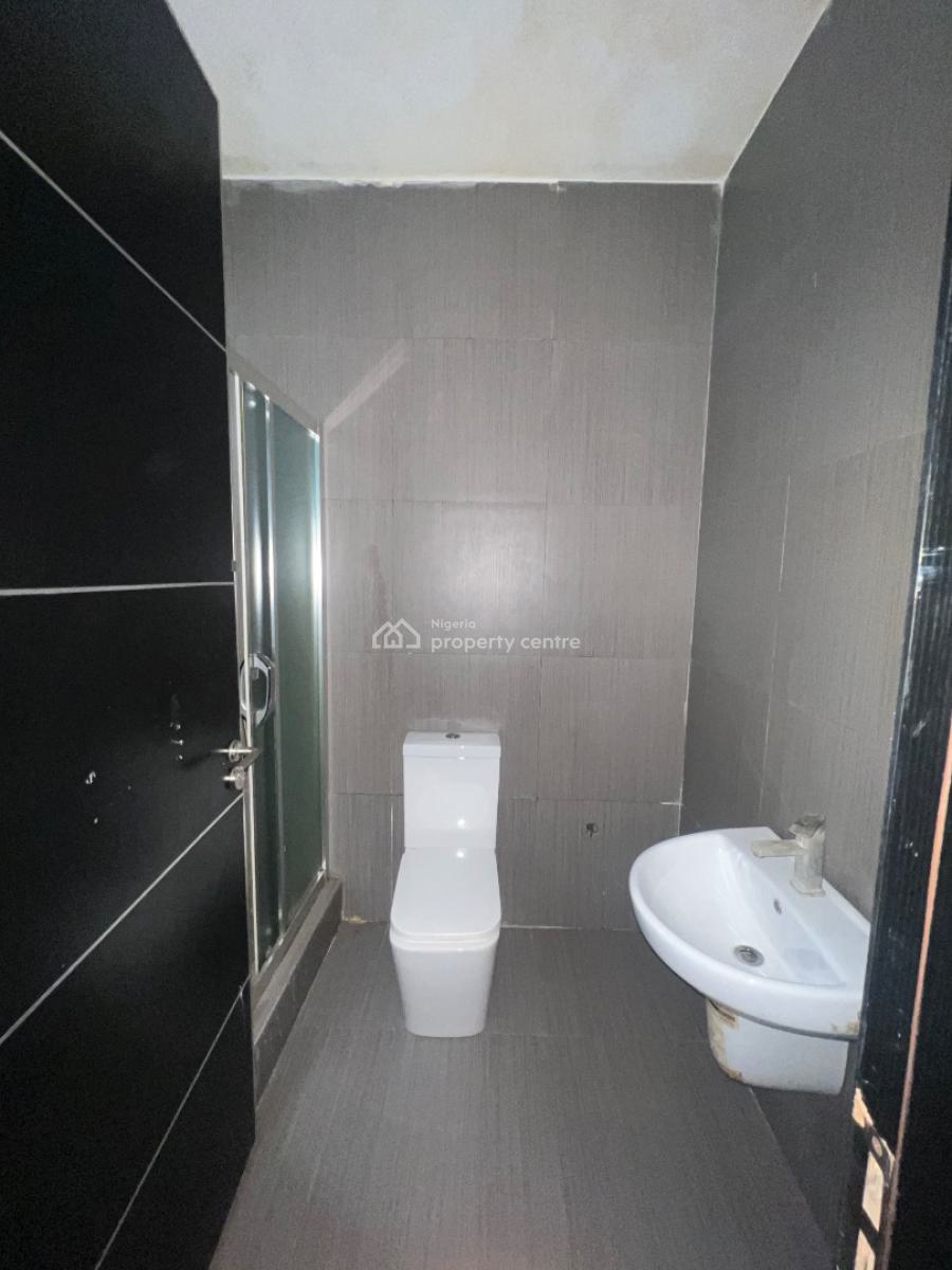 Well Maintained 5 Bedroom Semi Detached, Osapa London, Osapa, Lekki, Lagos, Semi-detached Duplex for Sale