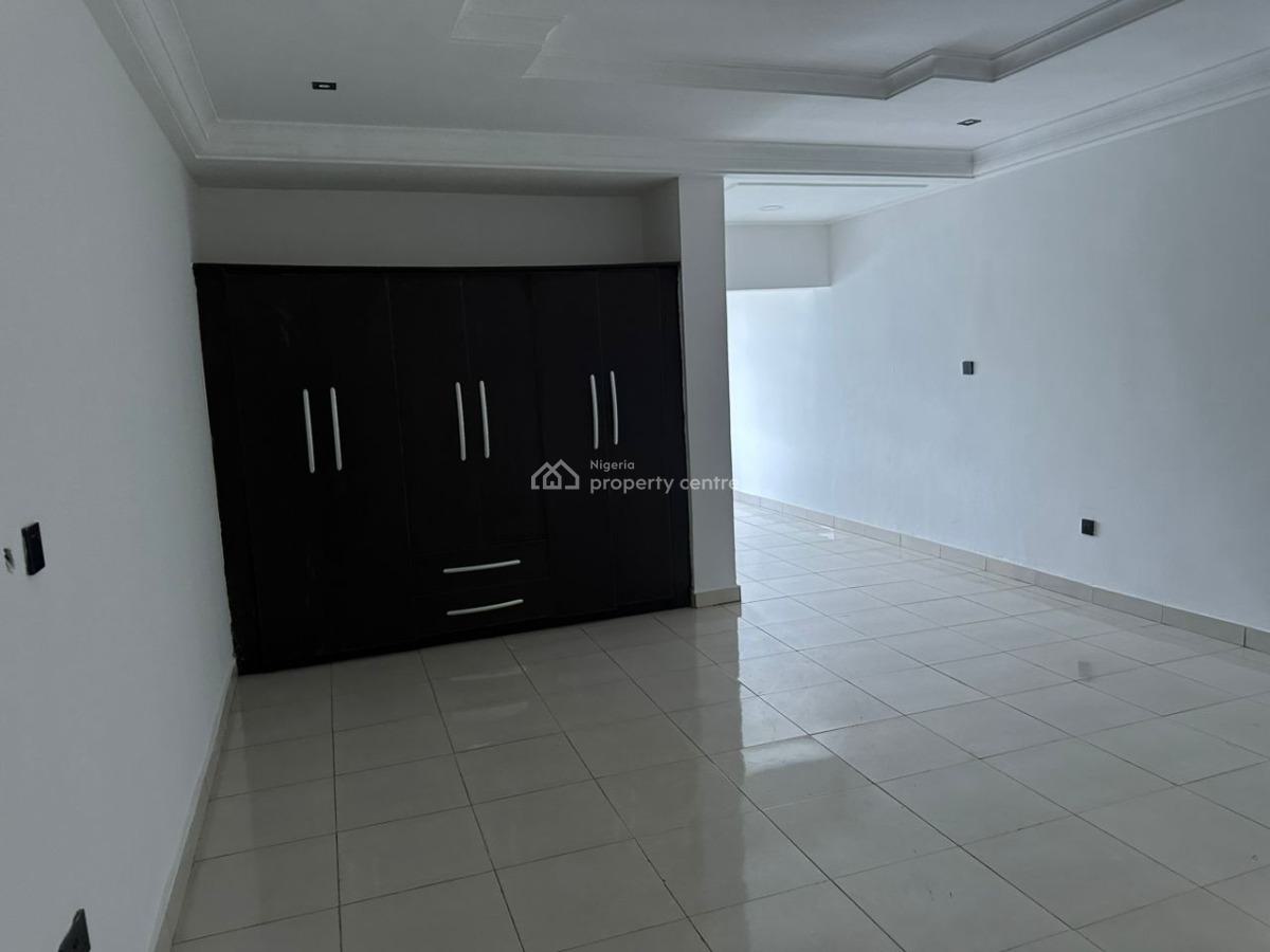 5 Bedrooms Terraced Duplex with a Bq, Oladipo Diya Street, Gaduwa, Abuja, Terraced Duplex for Rent