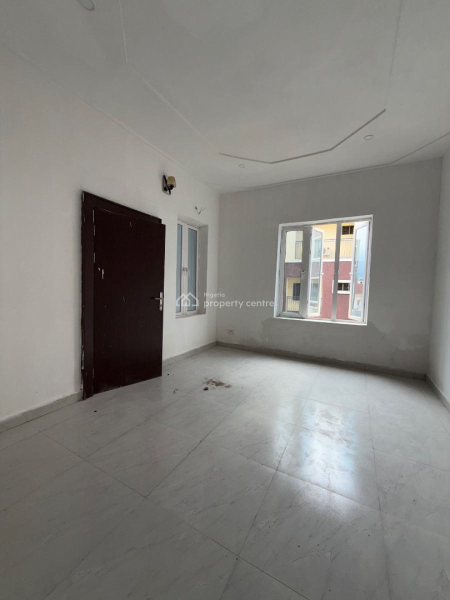 Standard 4 Bedroom with Bq, Guzape District, Abuja, Terraced Duplex for Rent