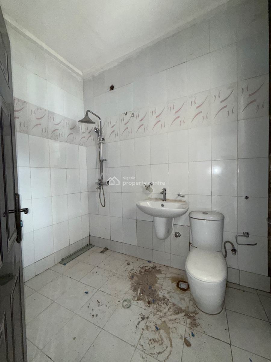 Standard 4 Bedroom with Bq, Guzape District, Abuja, Terraced Duplex for Rent
