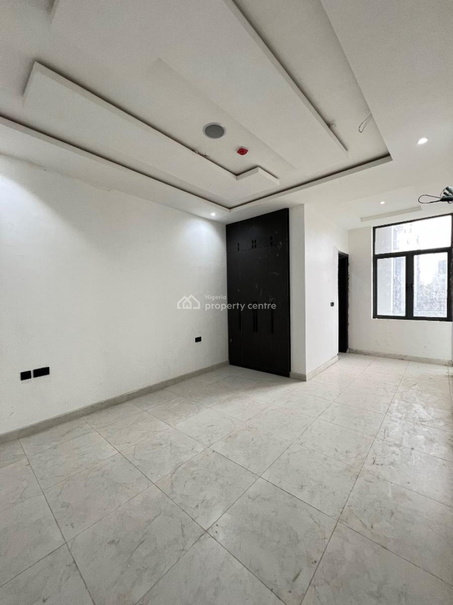 Newly Built 2 Bedroom Apartment in a Residential Neighborhood, Lekki Phase 1, Lekki, Lagos, Block of Flats for Sale