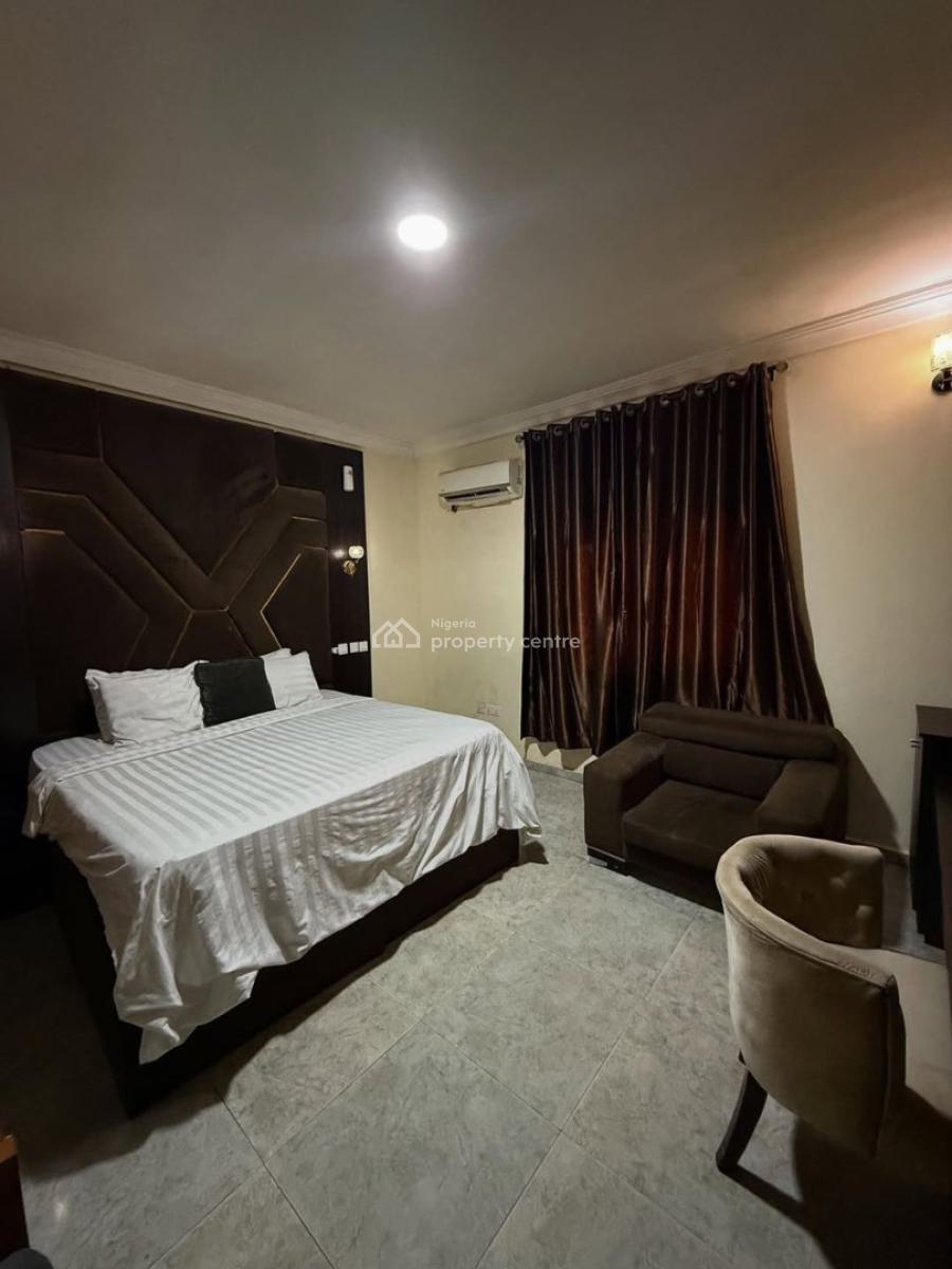 20-room Hotel, Gwarinpa, Abuja, Hotel / Guest House for Sale