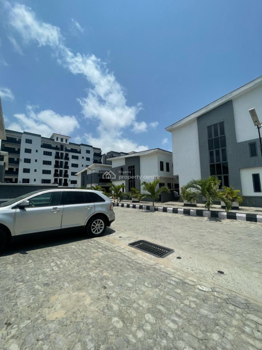 Tomi Cozy One Bedroom Flat + Ps4, 247 Power, Massive Balcony & Pool, Ikate, Lekki, Lagos, Mini Flat (room and Parlour) Short Let