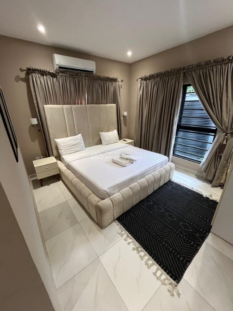 Tomi Exquisitely Furnished 1 Bedroom Apartment, Ikeja, Lagos, Mini Flat (room and Parlour) Short Let