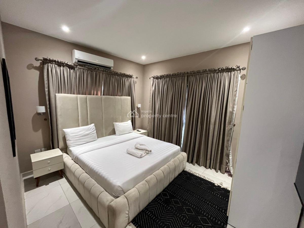 Tomi Exquisitely Furnished 1 Bedroom Apartment, Ikeja, Lagos, Mini Flat (room and Parlour) Short Let