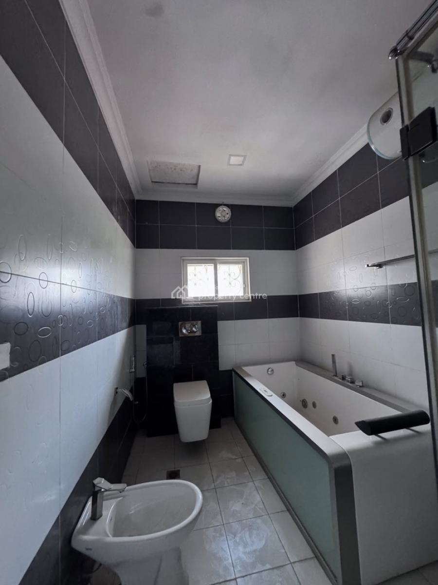 Ambassadorial 5 Bedrooms Serviced Detached Duplex,bq,cctv,box/laundry, Maitama District, Abuja, Detached Duplex for Sale