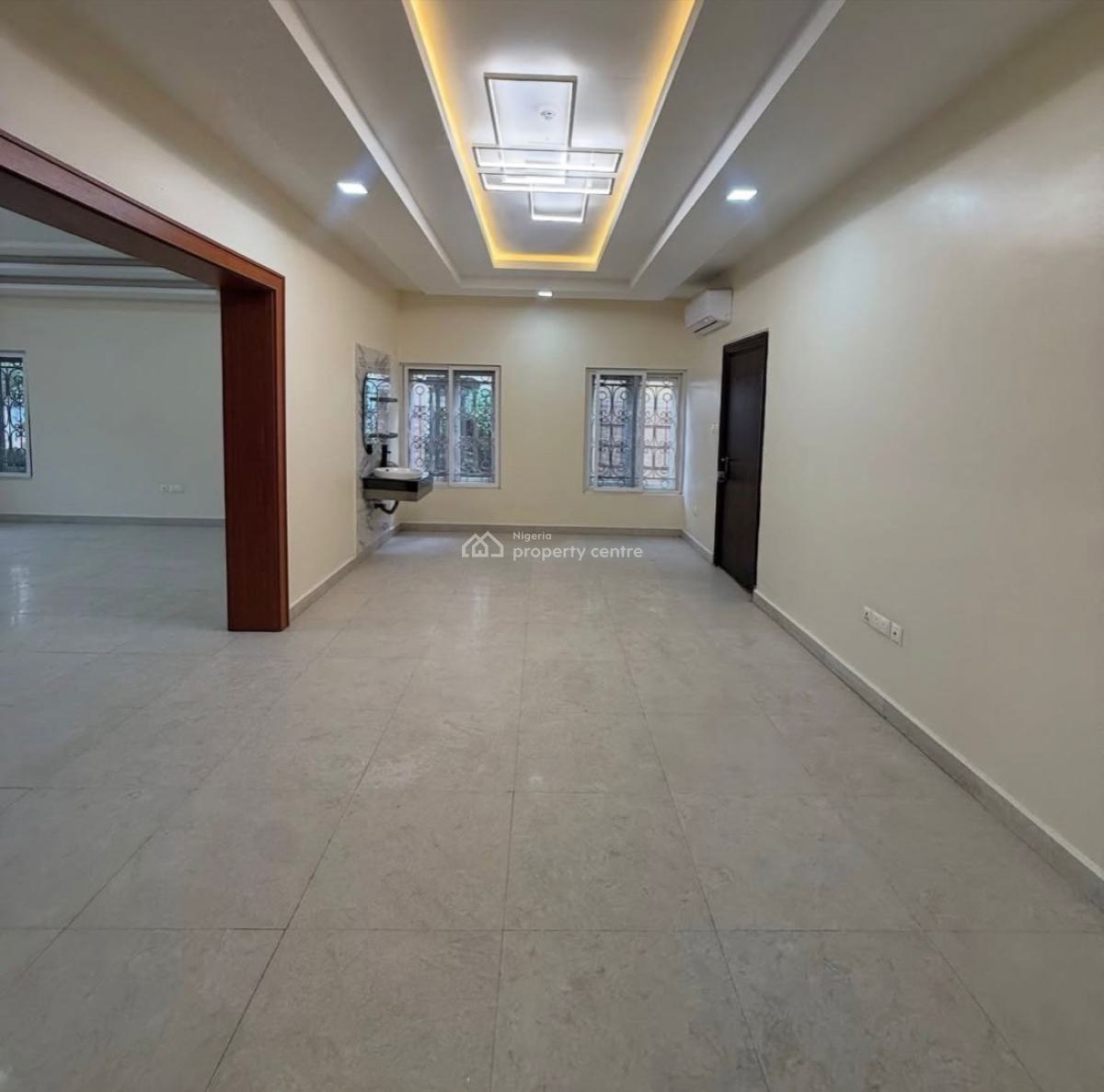 Ambassadorial 5 Bedrooms Serviced Detached Duplex, Bq, Cctv, Box / Laundry, Maitama District, Abuja, Detached Duplex for Sale