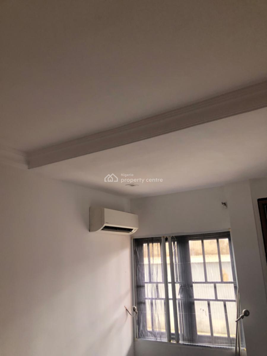 Newly Renovated 2 Bedroom Apartment, Richmond Gate Estate 1, Ikate, Lekki, Lagos, Flat / Apartment for Sale