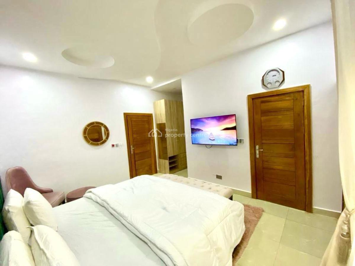 Luxury 2 Bedroom with Swimming Pool, Mijl, Ikate Elegushi, Lekki, Lagos, Flat / Apartment Short Let