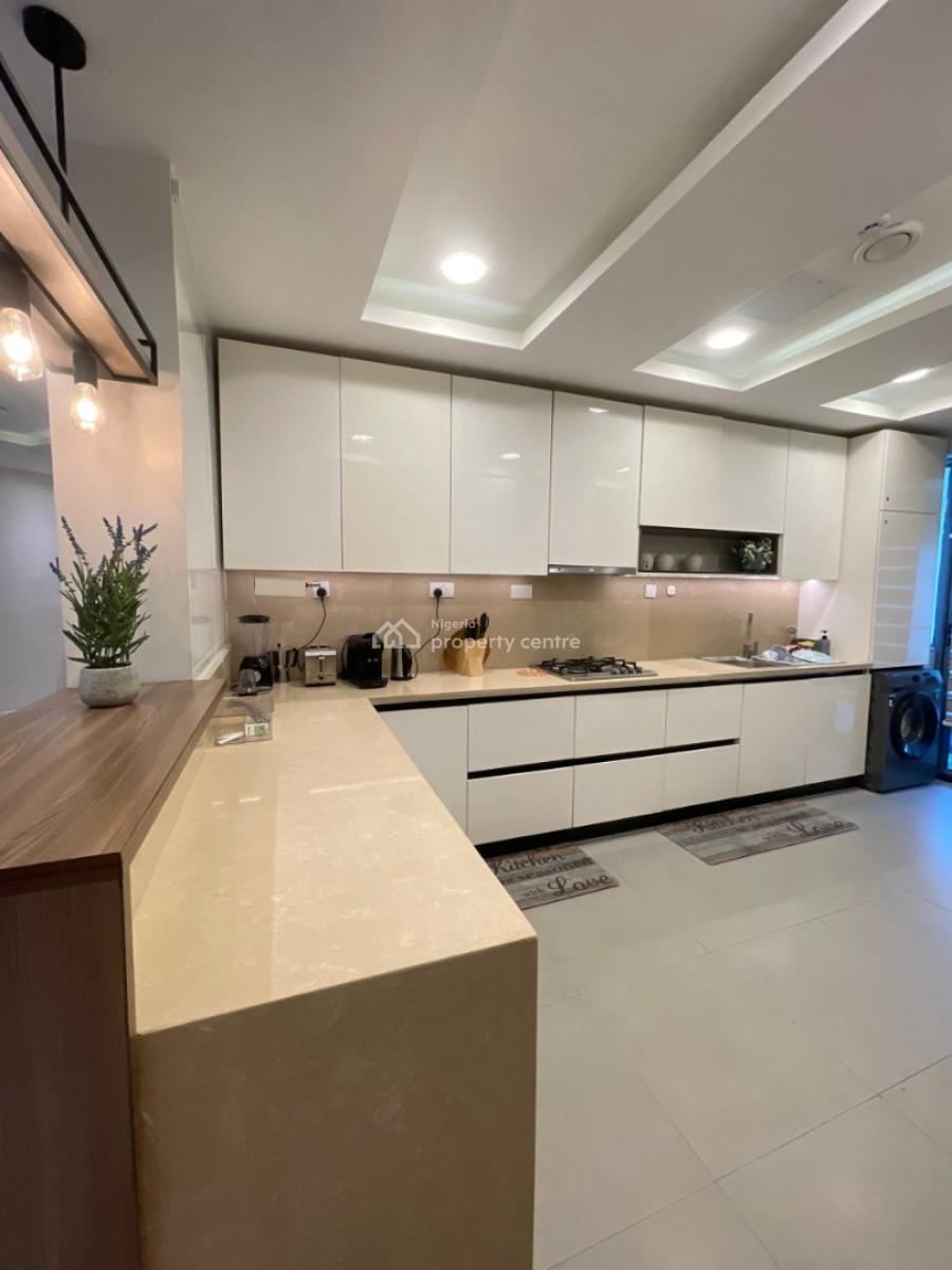 Tomi Unit 2 Yellow Luxury 2 Bedroom Automated Apartment, Periwinkle Lifestyle Estate, Lekki Phase 1, Lekki, Lagos, Flat / Apartment Short Let