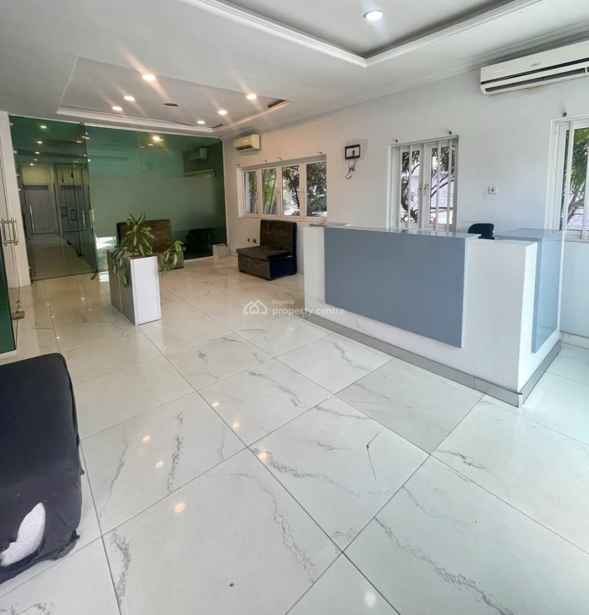 a 3 Floor Building Office Space, Lekki Right, Lekki Phase 1, Lekki, Lagos, Office Space for Rent