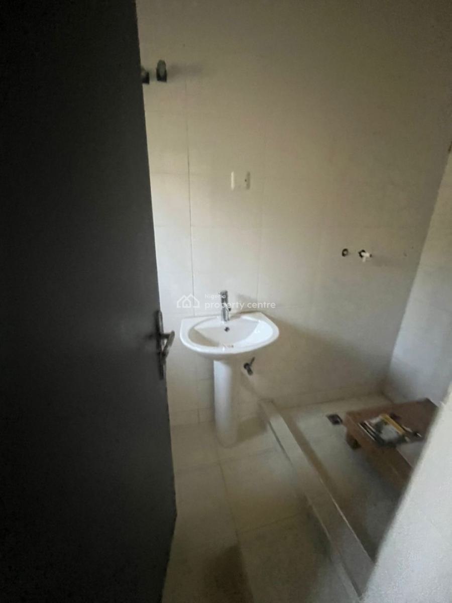 3 Bedroom Block of Flat, Jahi, Abuja, Block of Flats for Sale