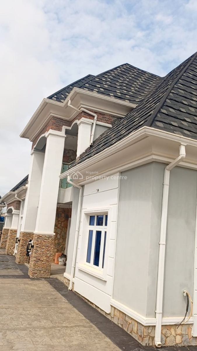 Luxury 5 Bedroom Bungalow with Pent House, Agunbelewo Area, Osogbo, Osun, Detached Bungalow for Sale