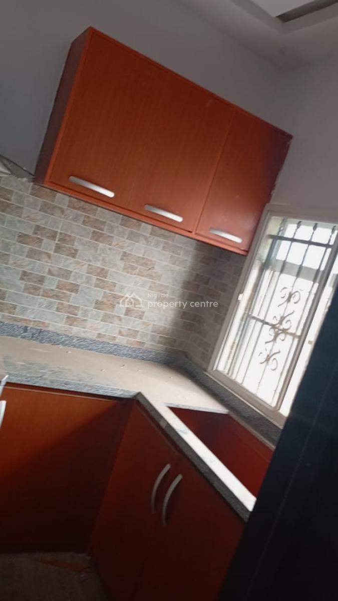 Luxury 5 Bedroom Bungalow with Pent House, Agunbelewo Area, Osogbo, Osun, Detached Bungalow for Sale