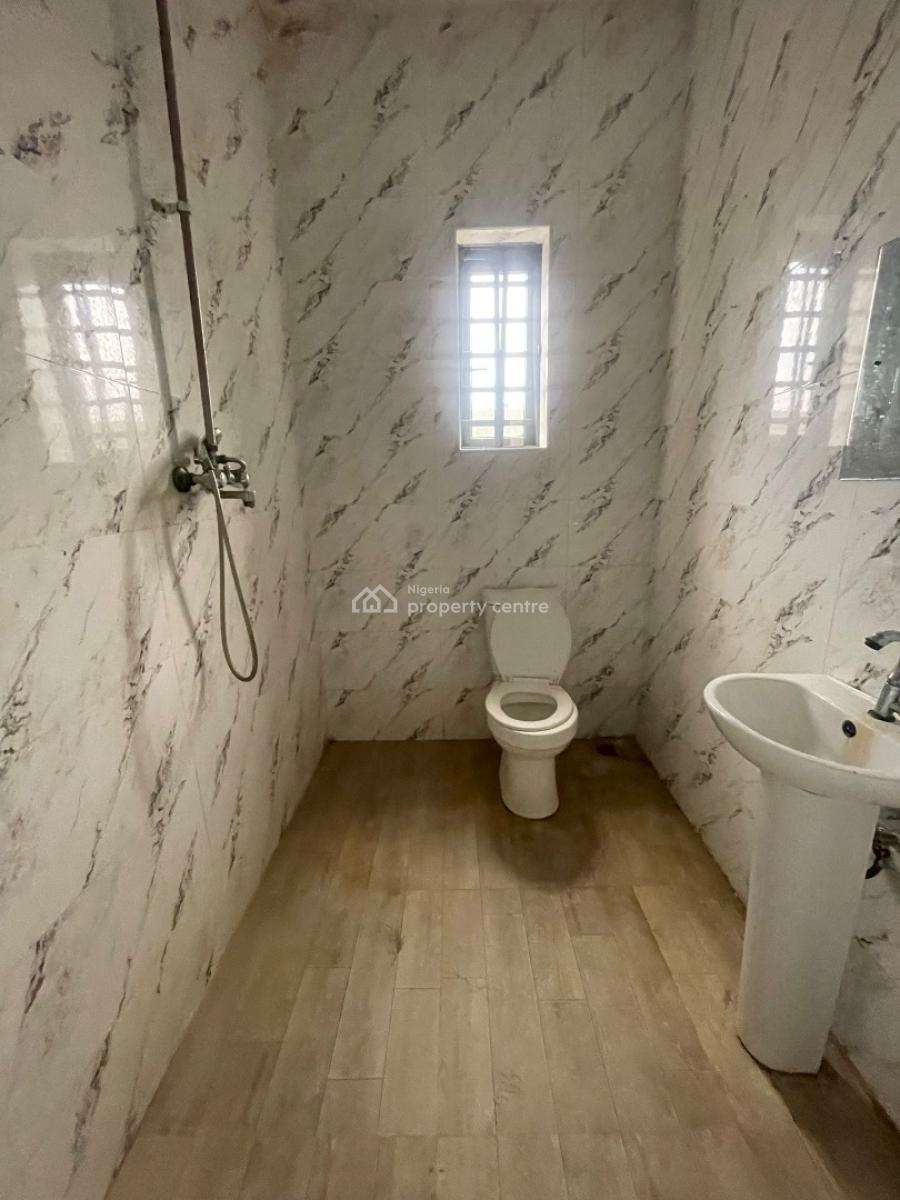 a Standard 2 Bedroom Apartment, Lekki Scheme 2, Lekki, Lagos, Flat / Apartment for Rent