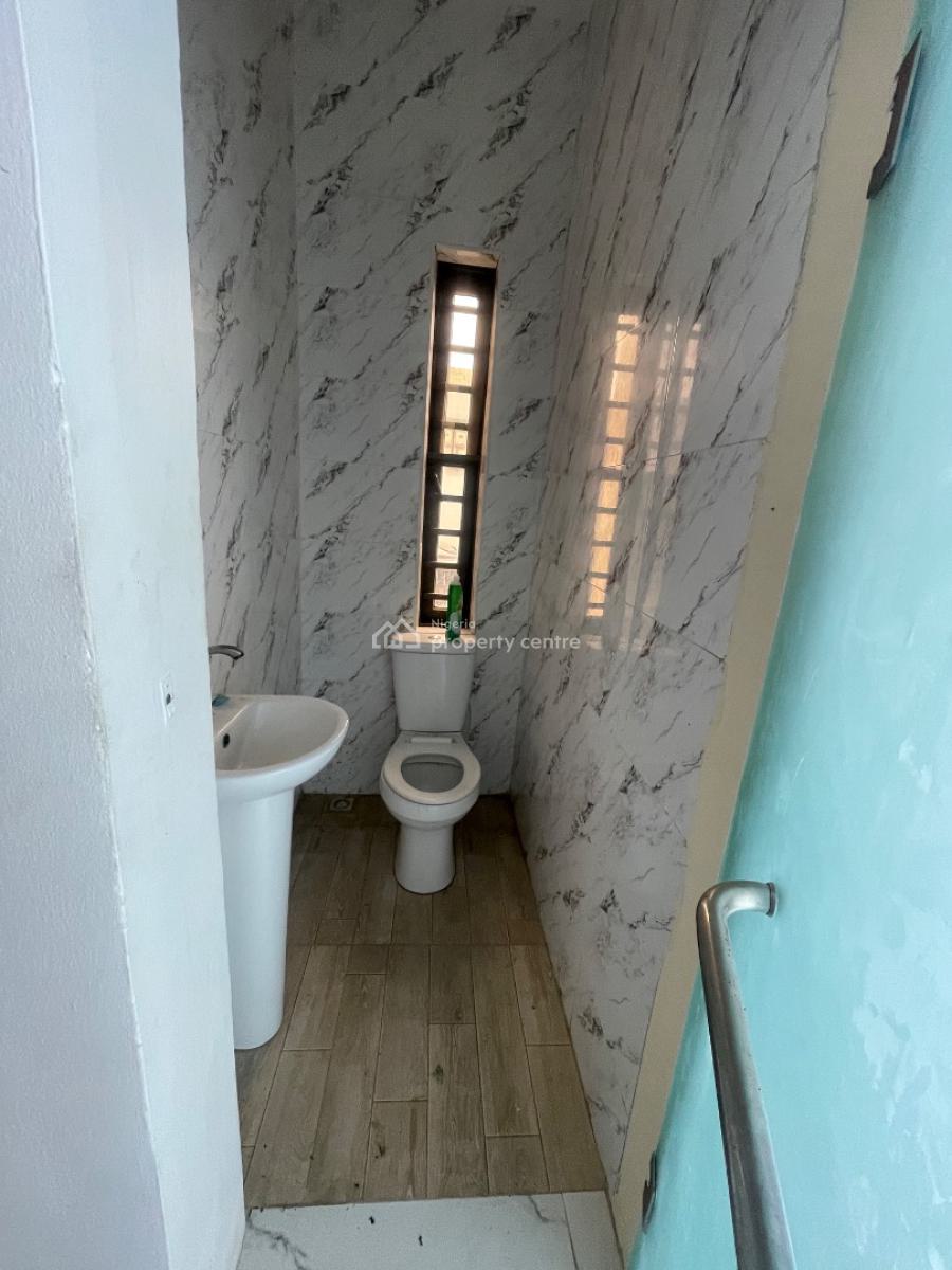 a Standard 2 Bedroom Apartment, Lekki Scheme 2, Lekki, Lagos, Flat / Apartment for Rent
