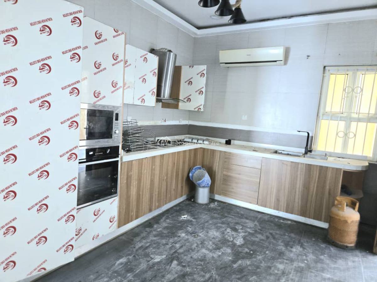 a 3 Bedroom Apartment with a Bq., Banana Island, Ikoyi, Lagos, Flat / Apartment for Rent