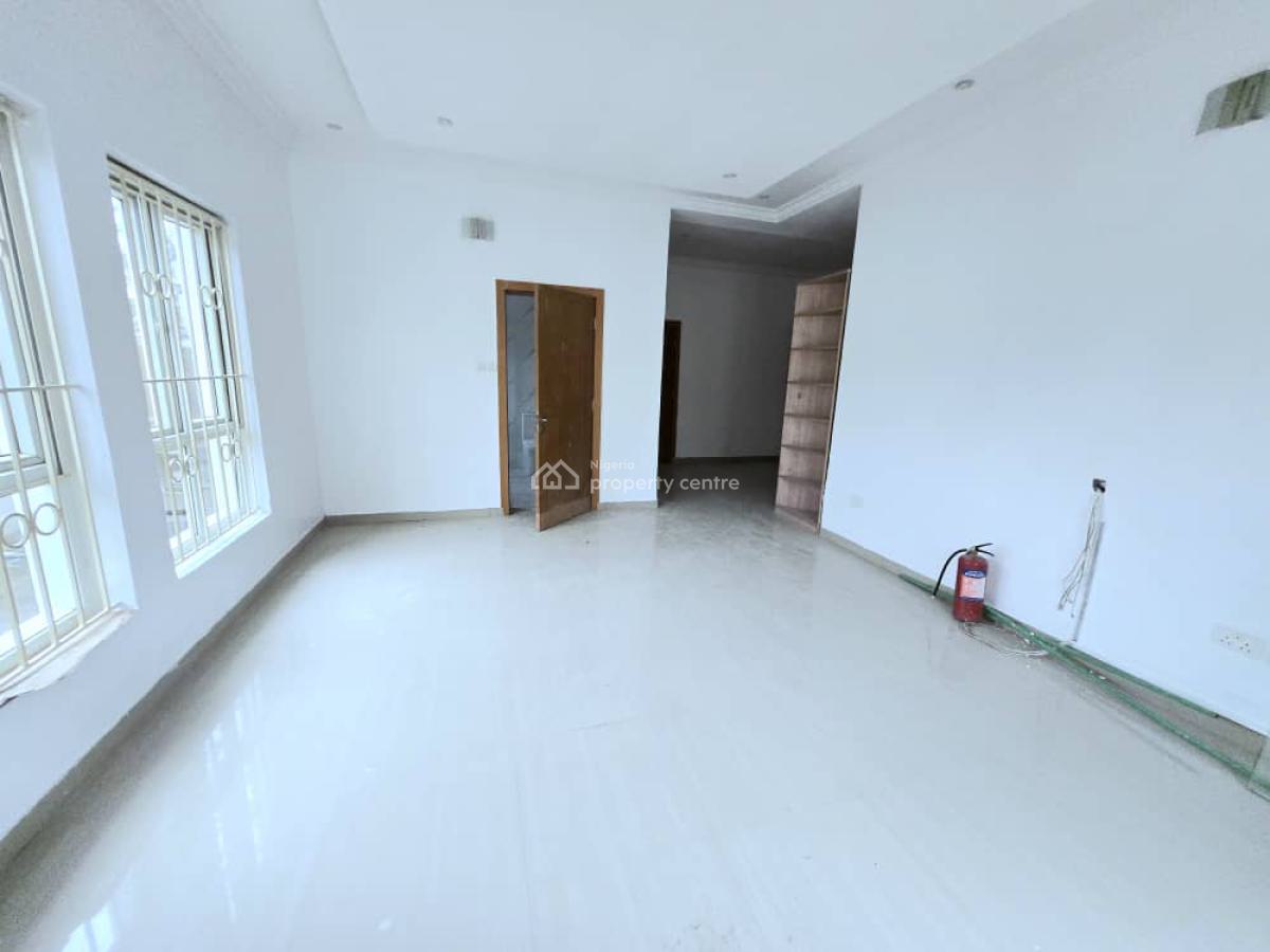 a 3 Bedroom Apartment with a Bq., Banana Island, Ikoyi, Lagos, Flat / Apartment for Rent