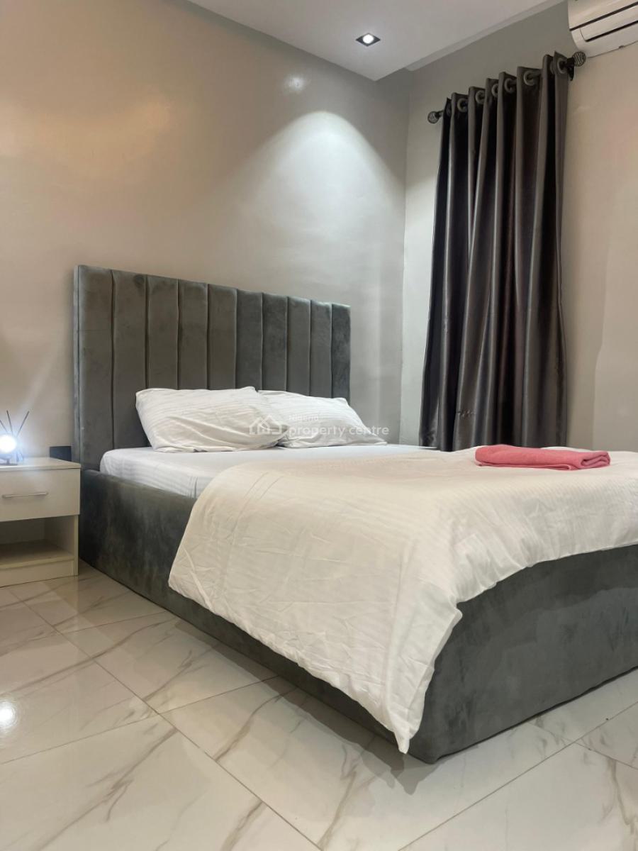 Tomi Greenville 1 Bedroom Apartment, Pedro, Gbagada, Lagos, Mini Flat (room and Parlour) Short Let