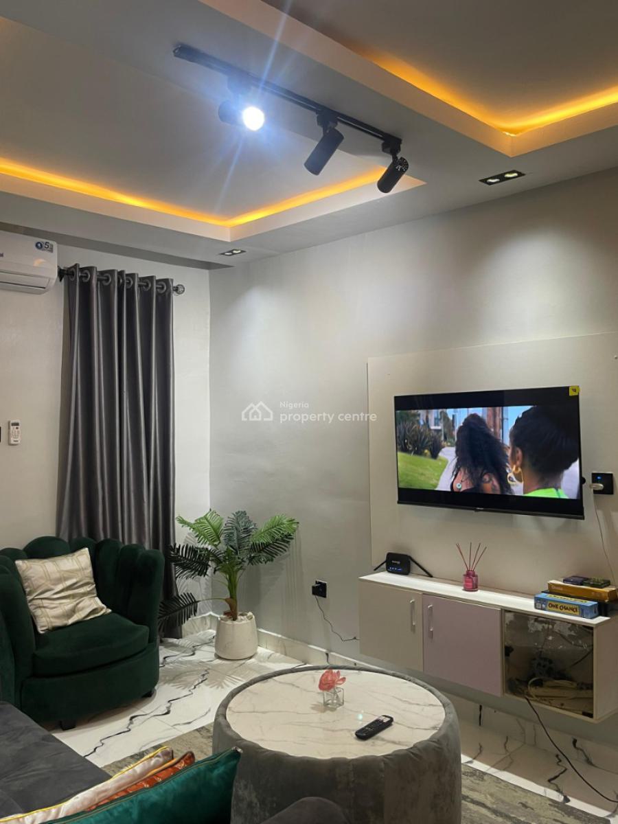 Tomi Greenville 1 Bedroom Apartment, Pedro, Gbagada, Lagos, Mini Flat (room and Parlour) Short Let