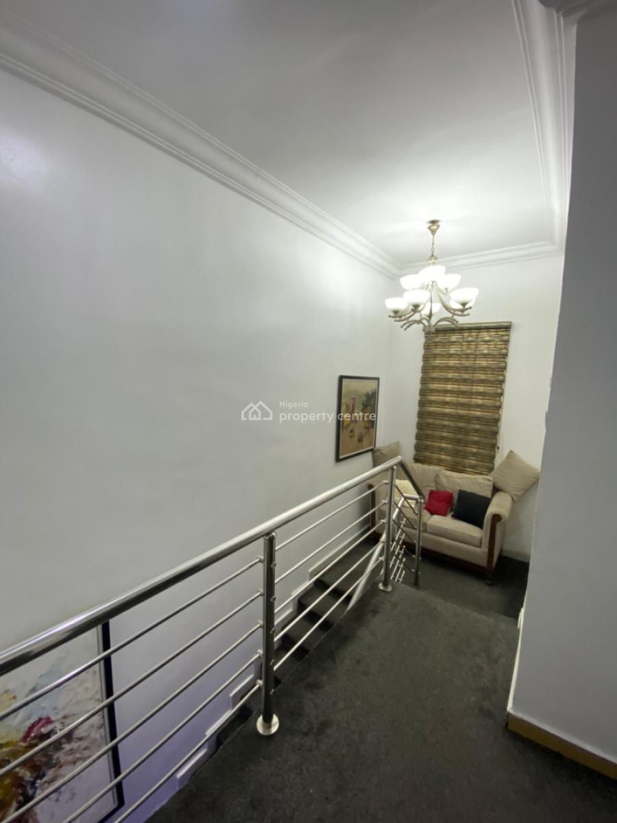 Tomi Luxurious 3 Bedroom Duplex with Mouth Watering Facilities, George Crescent Agbalajobi Estate, Wempco Road, Agidingbi, Ikeja, Lagos, Flat / Apartment Short Let