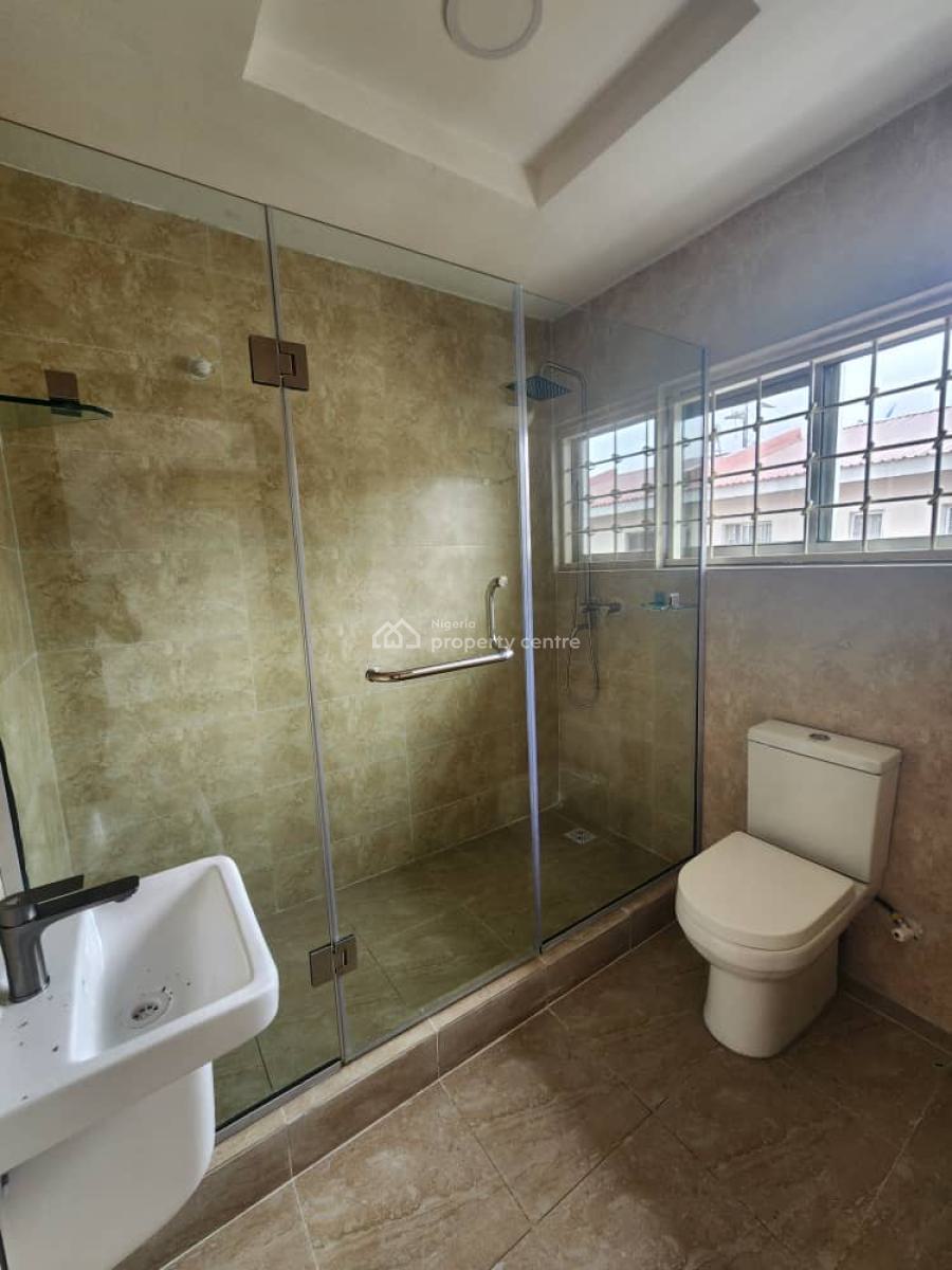 Newly Renovated 3 Bedroom Terrace with Bq, Bourdilon, Ikoyi, Lagos, Terraced Duplex for Rent
