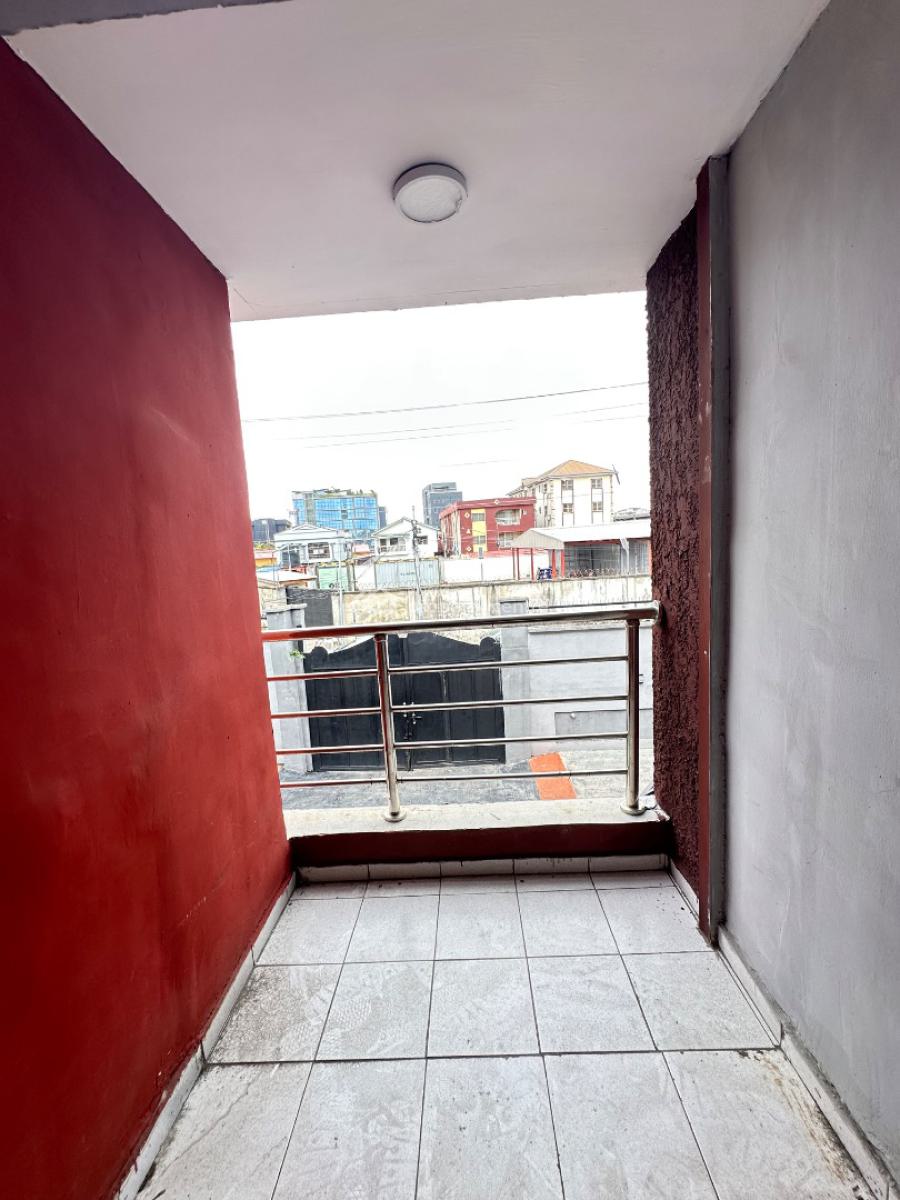 Nicely Built 3 Bedroom Apartment, Ikoyi, Lagos, Flat / Apartment for Rent