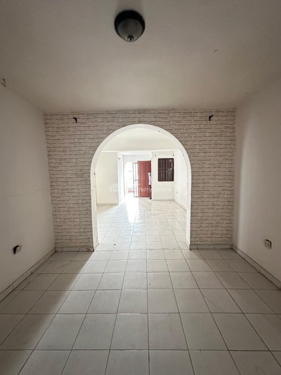 Nicely Built 3 Bedroom Apartment, Ikoyi, Lagos, Flat / Apartment for Rent