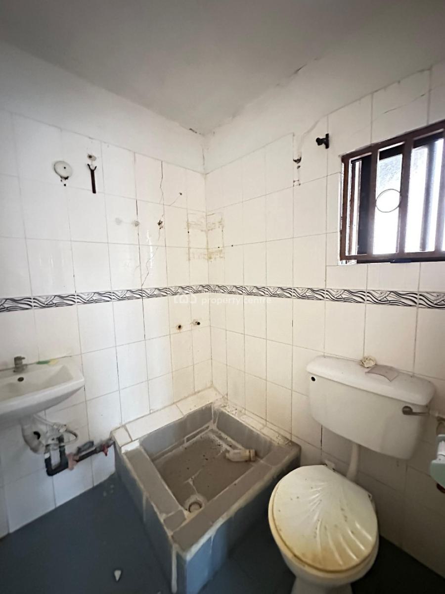 Nicely Built 3 Bedroom Apartment, Ikoyi, Lagos, Flat / Apartment for Rent