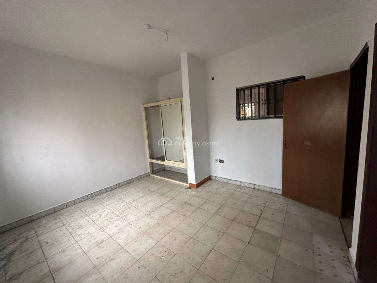 2 Bedroom Flat, Off International Airport Road Ajao Estate, Isolo, Lagos, Flat / Apartment for Rent