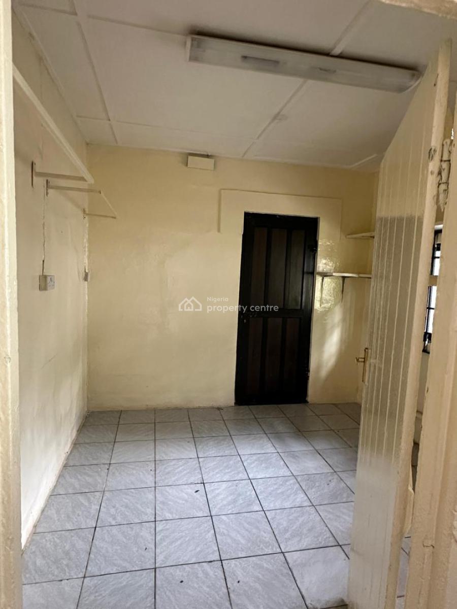 4-bedroom Detached House with Bqs, Ikoyi, Lagos, House for Rent