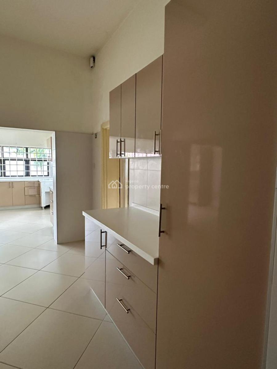4-bedroom Detached House with Bqs, Ikoyi, Lagos, House for Rent