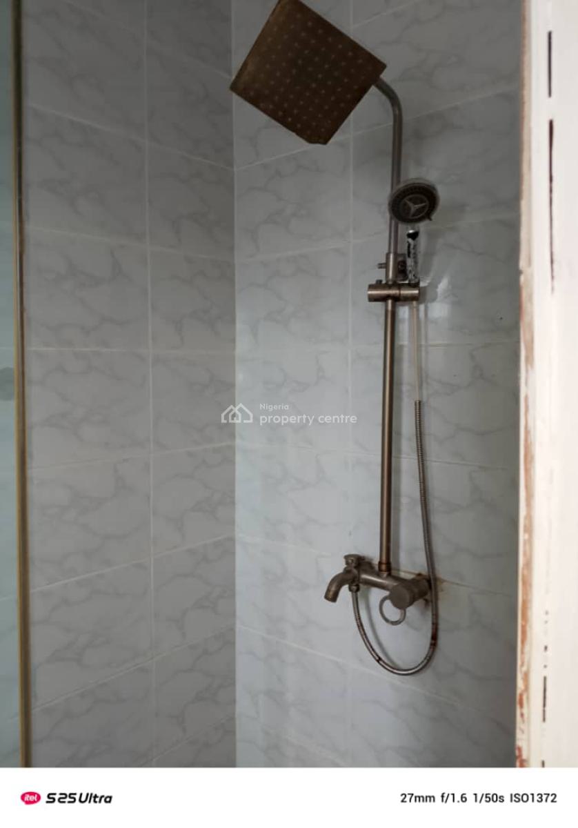 Fully Serviced 2 Bedroom Flat Upstairs, Agungi, Lekki, Lagos, Flat / Apartment for Rent
